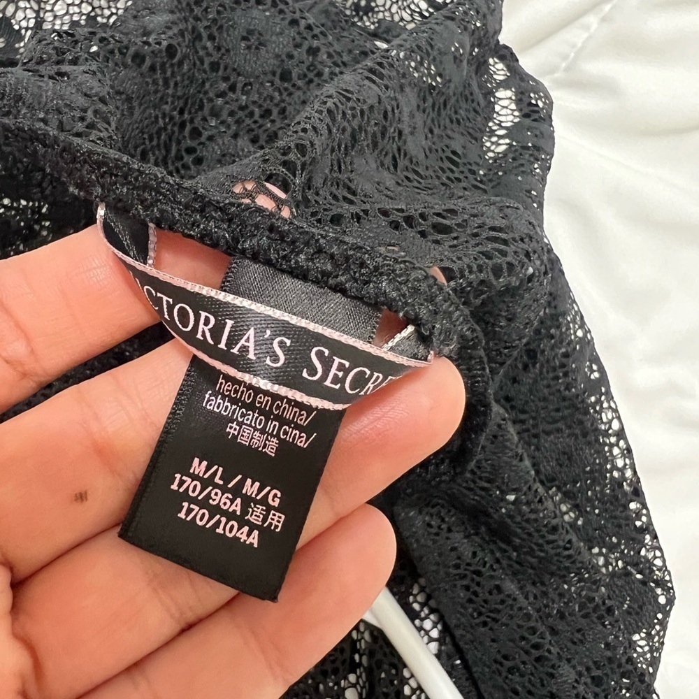 Victoria's Secret Scoop Back Black Medallion Lace
Teddy Bodysuit size M/L - Picture 4 of 14